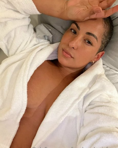 Hayley Alexis sexy star pics