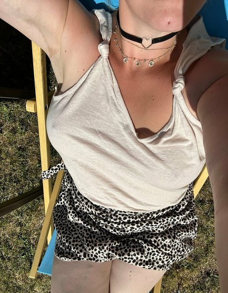 vanessa obsequious star high quality picture