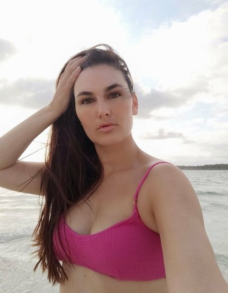 bellajuliafree star hd pic