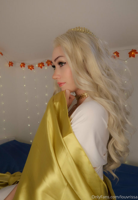 louvrissa model beautiful pics