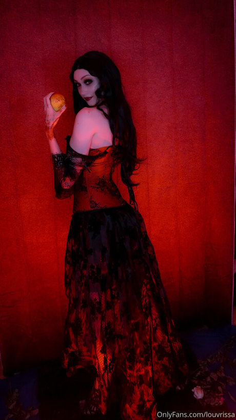 louvrissa hot star img