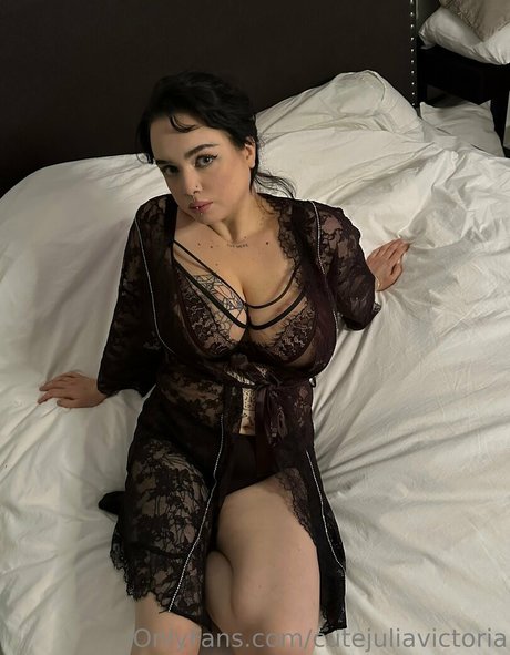 cutejuliavictoria star free img