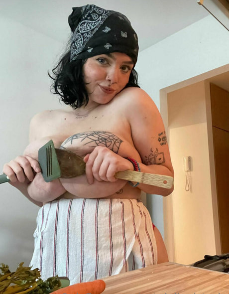 cutejuliavictoria pornographic actress pic