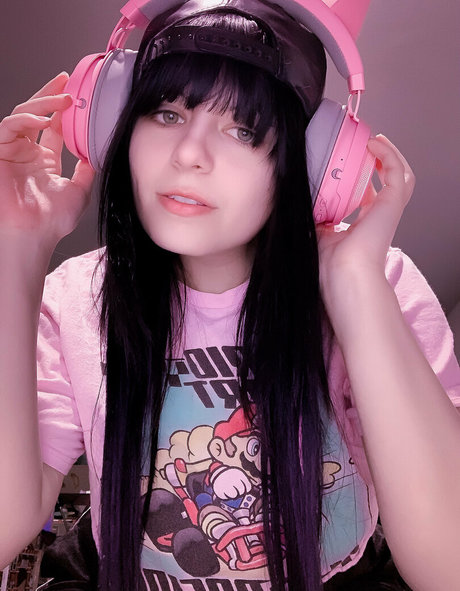 Maxalah free model image