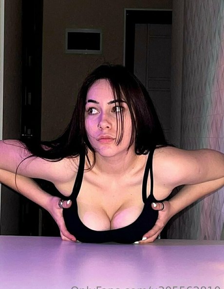 baby untouchable model hd pictures