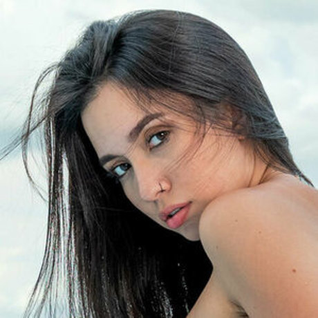 Karol Rosado model beautiful pics