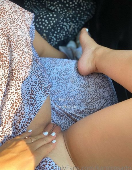 Karol Rosado model exclusive images