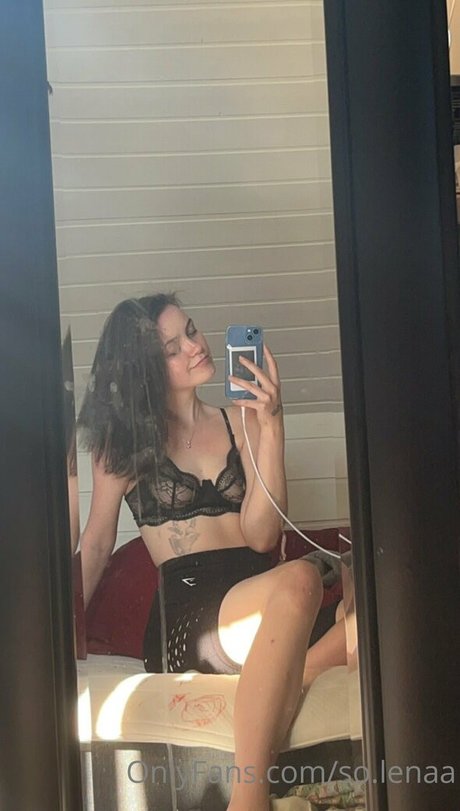 so lenaa naked actress pics