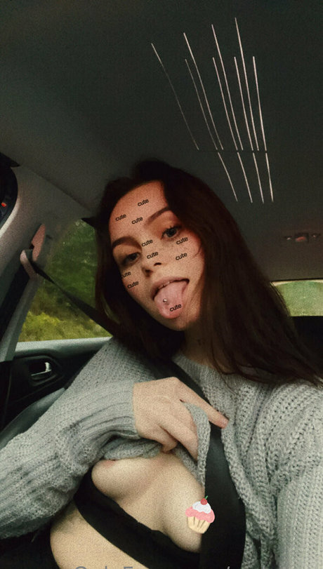 so lenaa Profile pic