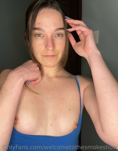 welcometothesmokeshow model adult galleries