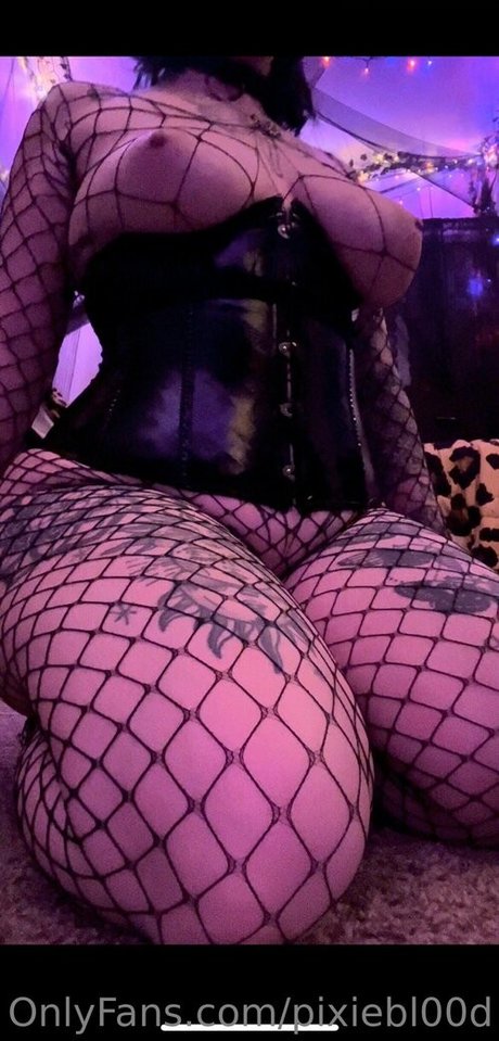 pixiebl00d pornstar galleries