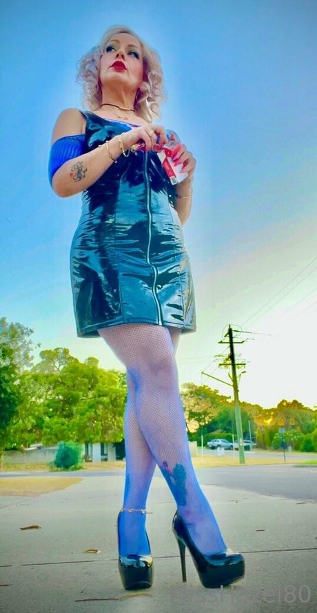 miss hazel80 Profile pic