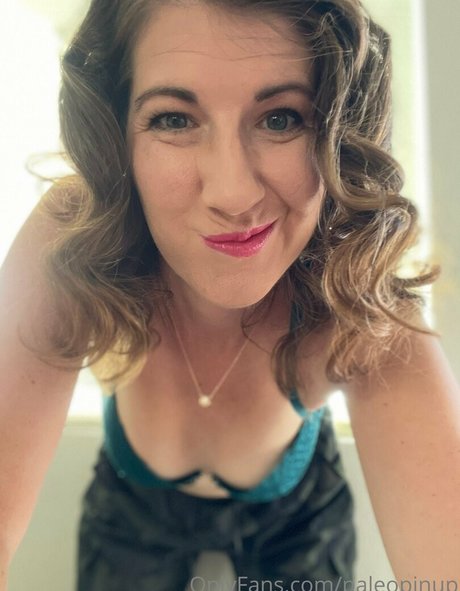 paleopinup nude pornstar photos