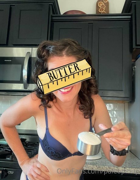 paleopinup hd actress photo