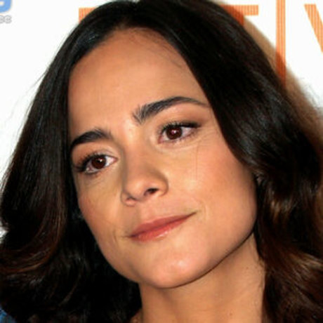 Alice Braga beautiful star image