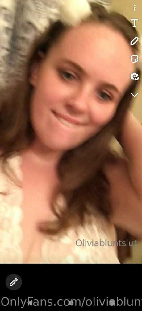 oliviabluntfree pornstar pretty pics