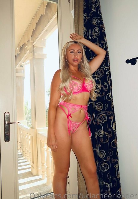 courtneyhuntt porn star photo