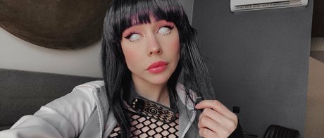 Hheadshhot hd pornstar photo