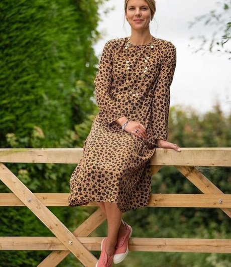 Ginnie Chadwyck Healey model erotic galleries