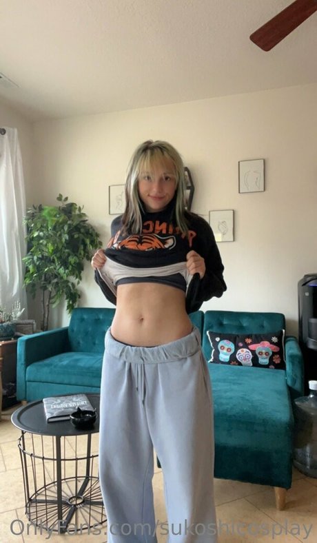 sukoshicosplay pornstar top image