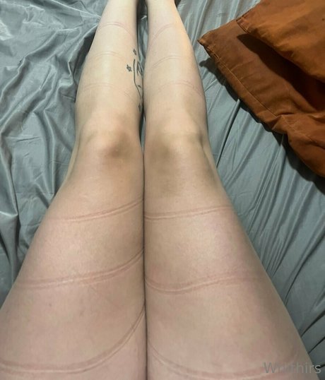 whithirs model erotic photo