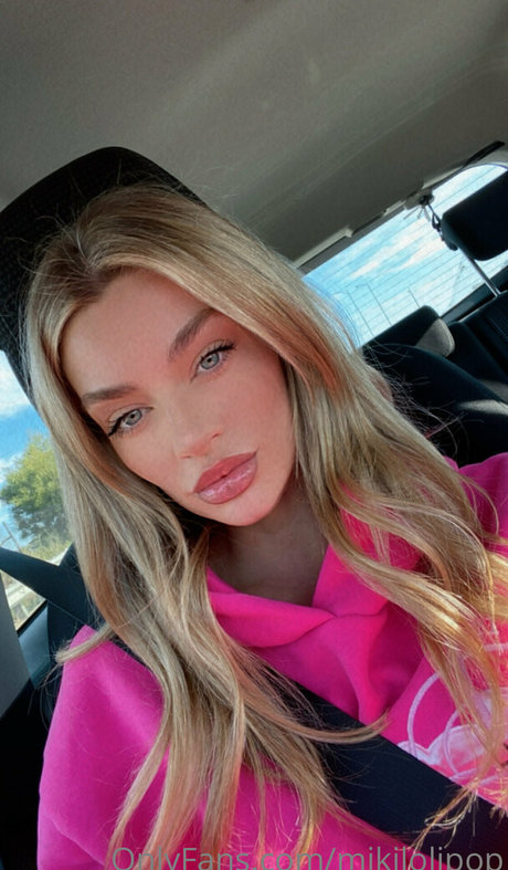 mikennaprior sexy pornstar pics