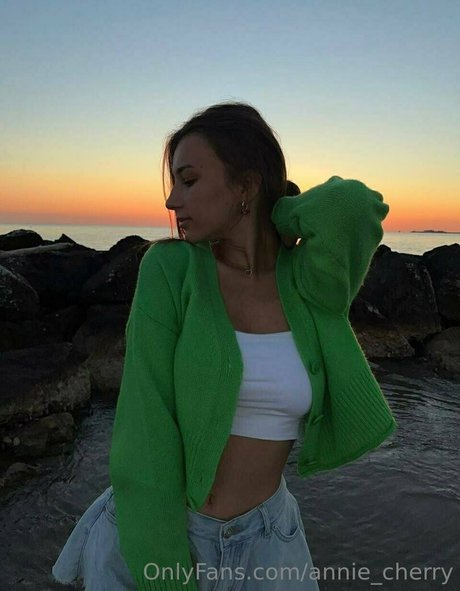 annie cherry star porn pics