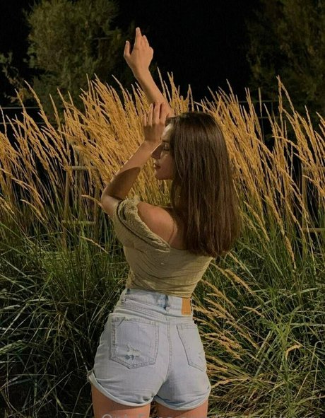 annie cherry model sexy pictures