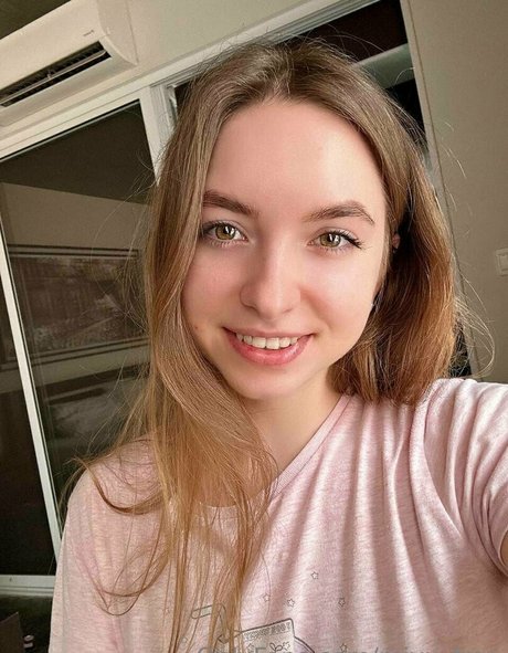 miyu free model nude images