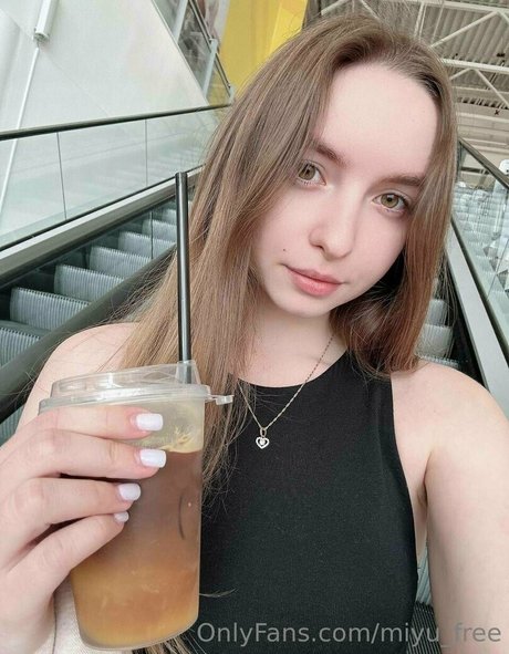 miyu free nudes model photo