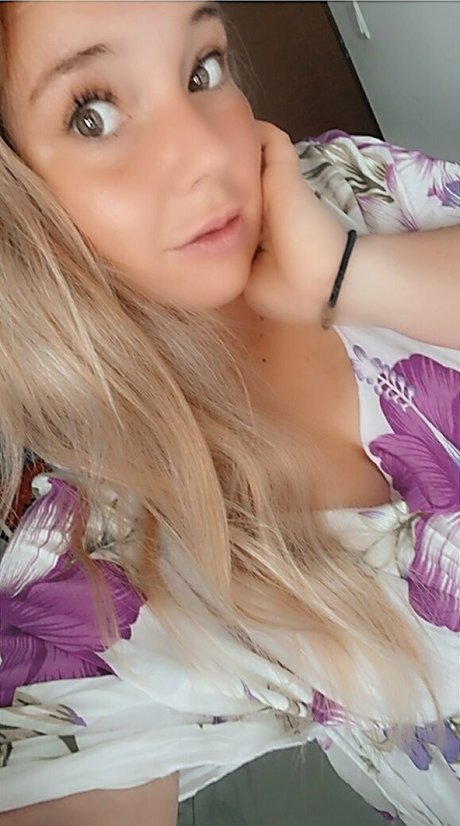 amberriley nude actress photo