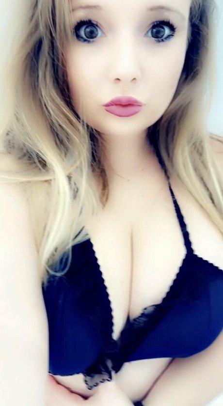 amberriley hot model image