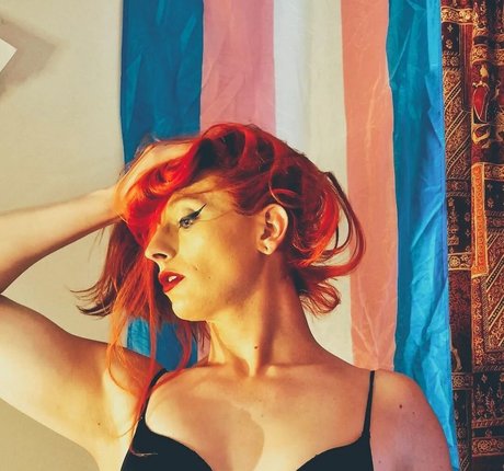 Dusk Rose erotic pornstar pictures