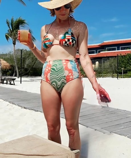 Katee Sackhoff naked star gallery