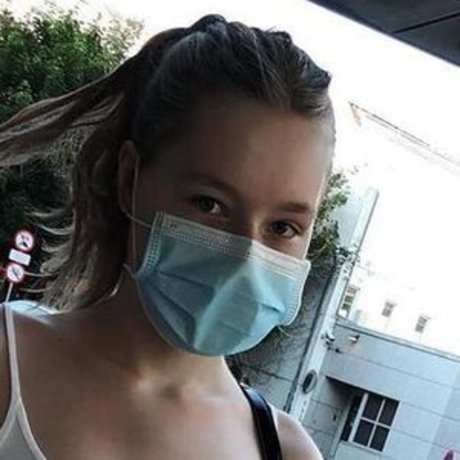 oog2000 nudes model photo