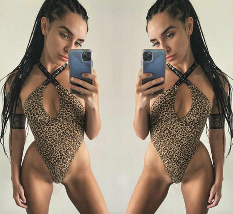 yourlesbianfantasyy star erotic pictures