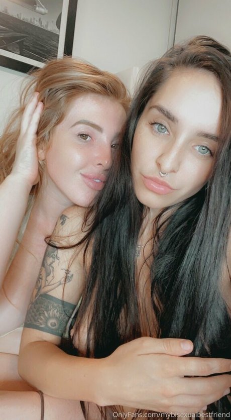 yourlesbianfantasyy model naked photos