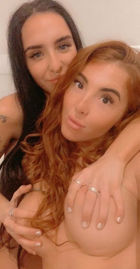 yourlesbianfantasyy model pornographic pictures