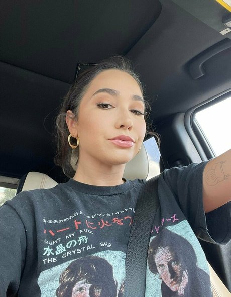 karleegrey star nice img