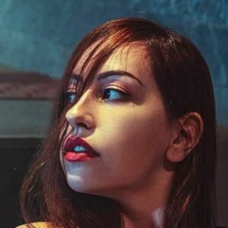 mai nata naked star photo