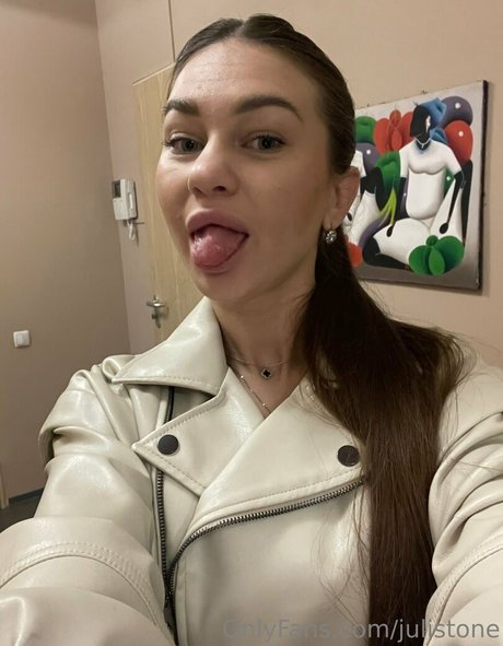 julistone model nudes image