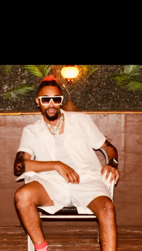 DevilTongueXxx beautiful pornstar pictures