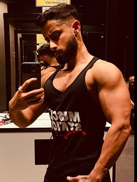 Ardamuscle sexy star pictures