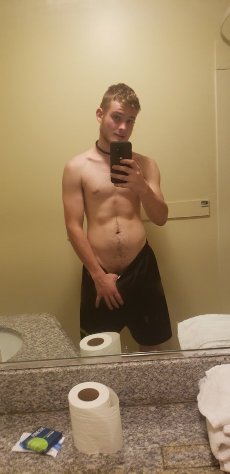 Chillin in the backwoods model free pictures