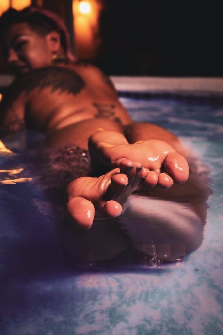 Innocence ONLY FREE Page model sex photos