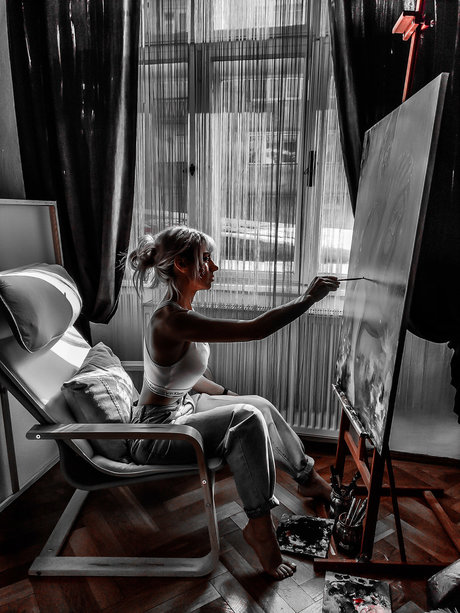 Oana Muraru ART nude model pic