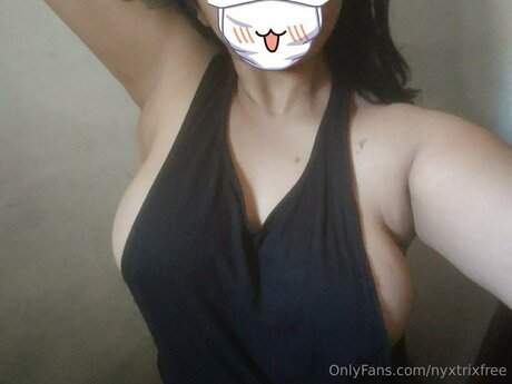 Miss Nyxtrix FREE sex model img