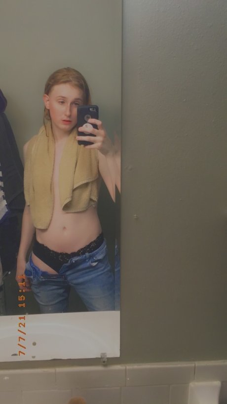 Nympho Depressive hd actress photo