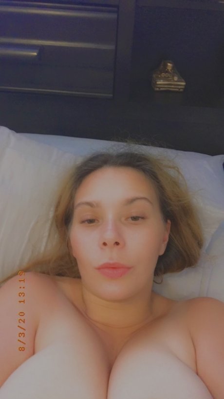 Amanda Newton star pornographic galleries