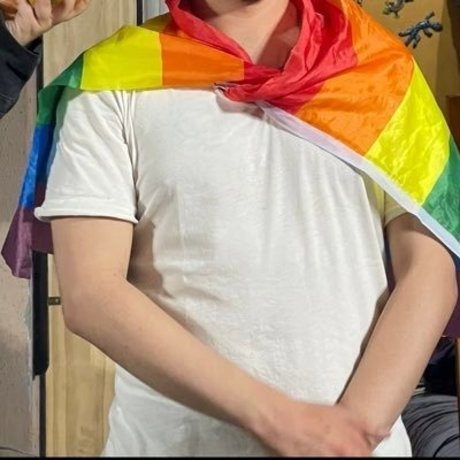 Andy Mask beautiful actress pic